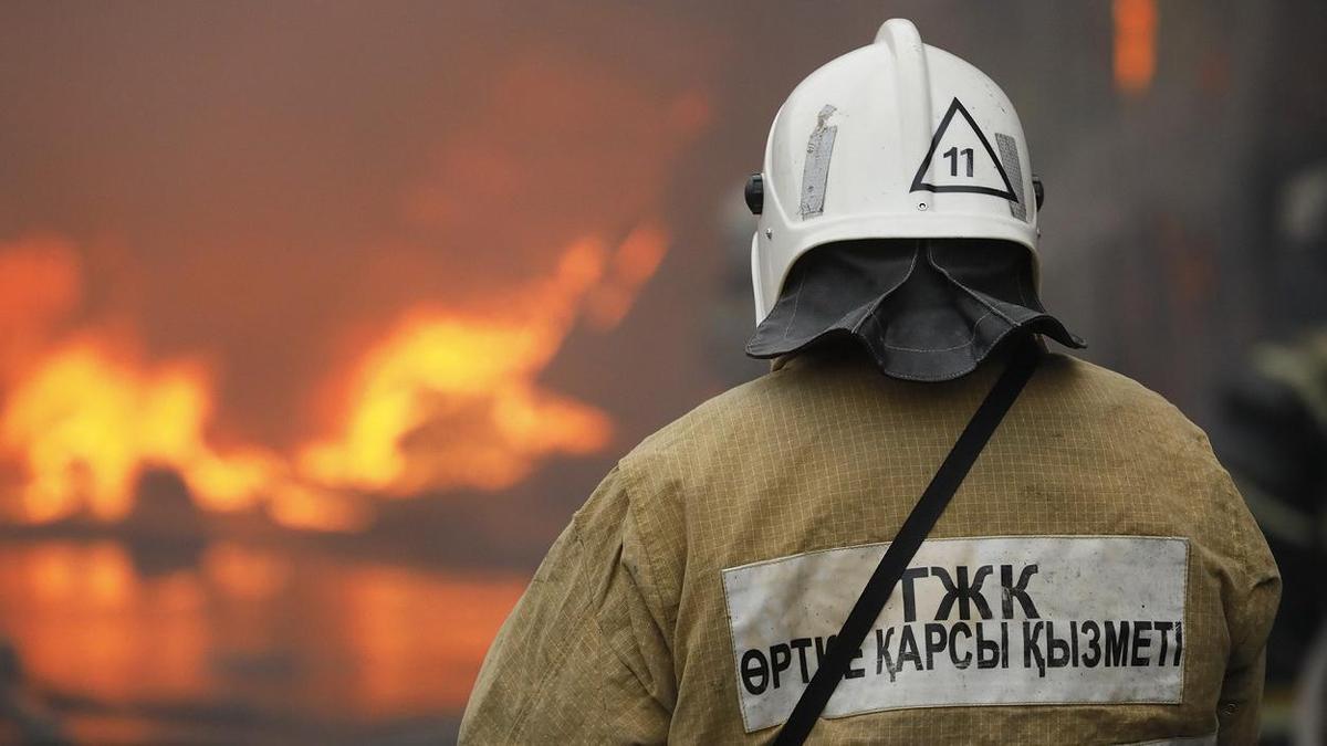 Қызылордада тұрғын үйден өрт шығып, балалар эвакуацияланды